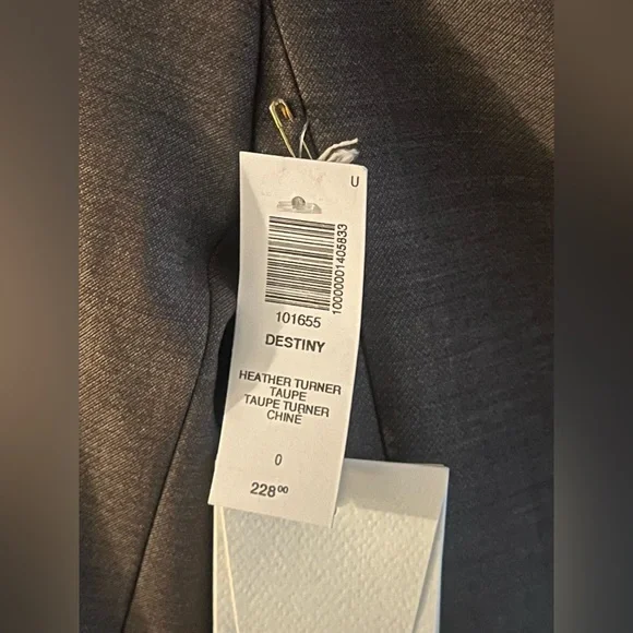 Aritzia Wilfred Blazer NWT - Picture 5 of 6